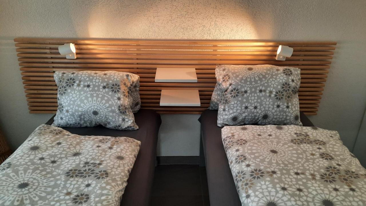 Guesthouse Petit Pre 세인트레어나르드 외부 사진