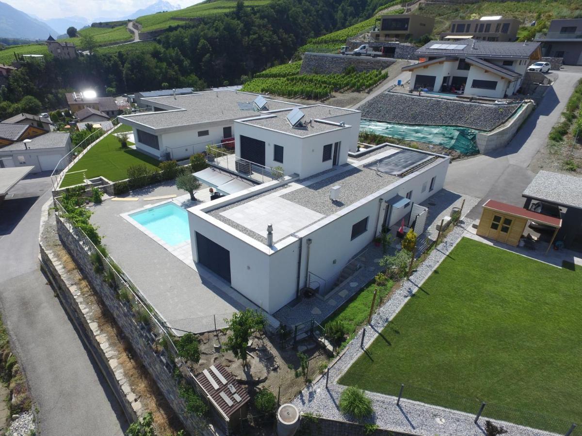 Guesthouse Petit Pre 세인트레어나르드 외부 사진